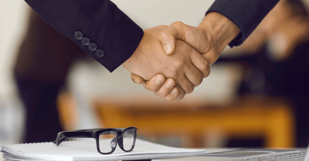 how to welcome a new employee and set the stage for retention